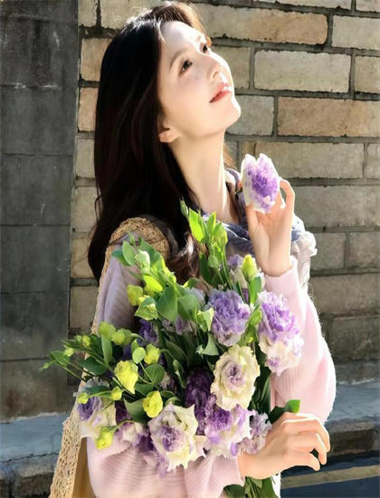 大杳蕉狼人欧美篇天天藻_三年成全免费高清观看_免费精品国产乱码久久久久久蜜桃